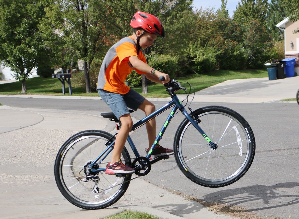 1733426729 63 ۶۴ ایده خرید کادو برای نوجوان پسر؛ هدیه‌هایی که حتما