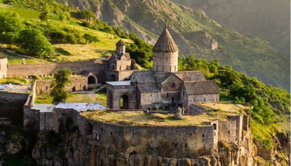 برای اولین سفر خارجی کدام مقصد را انتخاب کنیم؟_ساحل دانش 3 1738344176 573 برای اولین سفر خارجی کدام مقصد را انتخاب کنیم؟ ساحل دانش