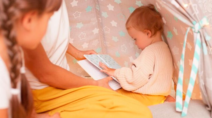 فواید کتابخواندن برای رشد نوزاد 1 کتابخوانی برای نوزاد