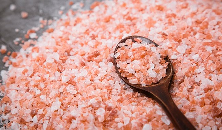 انواع نمک خوراکی و کاربرد آن در آشپزی 30 انواع نمک خوراکی - نمک صورتی هیمالیا