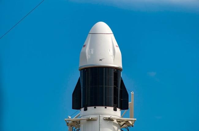 SpaceX دو موشک فالکون 9 را با موفقیت به فضا پرتاب کرد