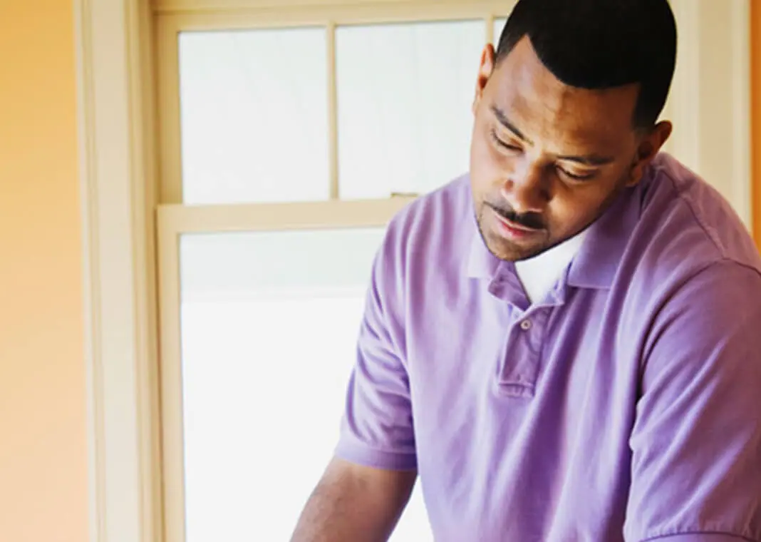 1734619153 76 مردان با شخصیت چه ویژگی‌هایی دارند؟ ۸ ویژگی مردان با.webp