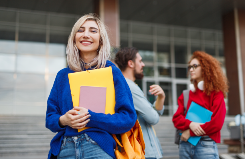 آیا با درس خواندن می‌بشود پولدار شد؟ ساحل دانش