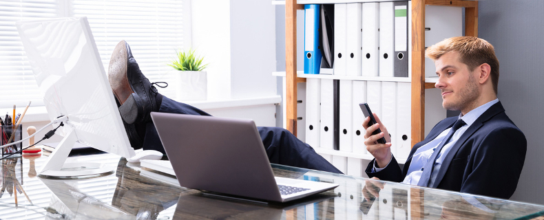 1740856637 99 حقیقت تلخ همه از کلمات مختصر شده در مکالمه متنی.webp