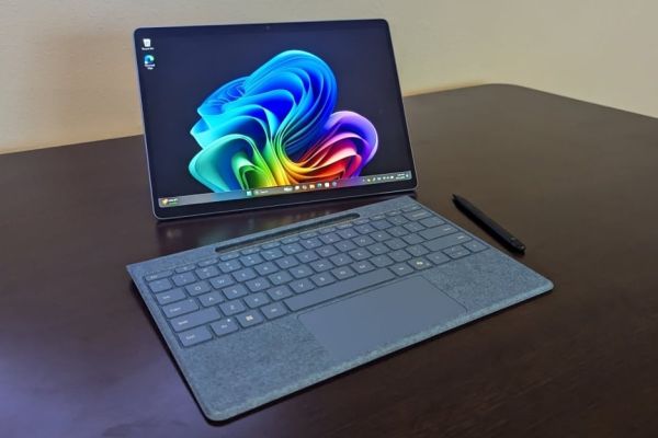 1742313151 560 قیمت سرفیس پرو ۲۰۲۵ در ایران ارزان‌ترین مدل‌ها کجاست؟ ساحل دانش