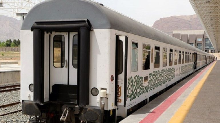 چگونه می‌توانیم بلیط لحظه آخری قطار فدک تهران مشهد پیدا کنیم؟